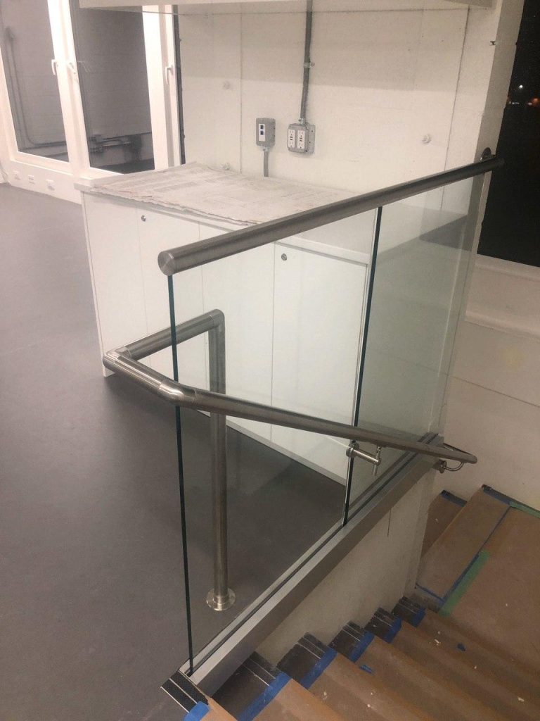 Frameless Glass Railing-13