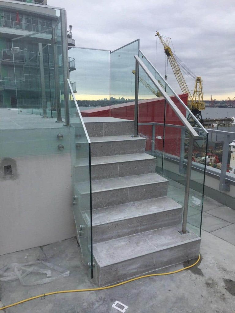 Frameless Glass Railing-12