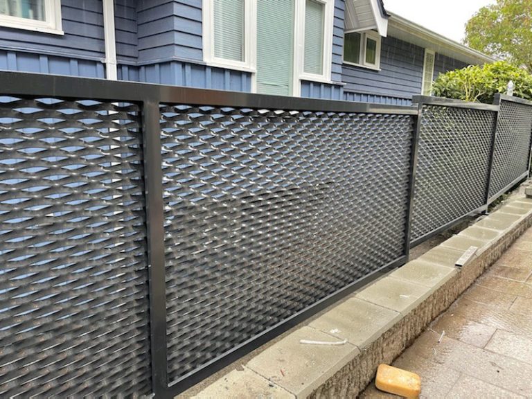 Aluminum Railings and Fence-3