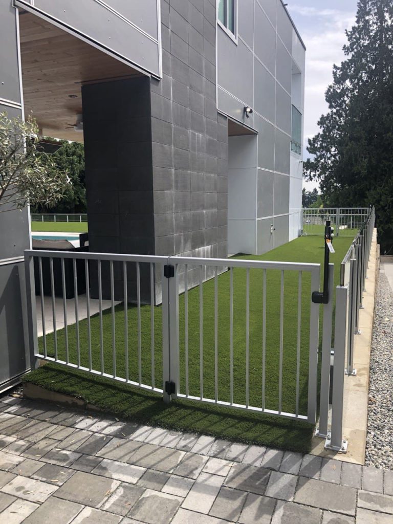 Aluminum Railings and Fence-17